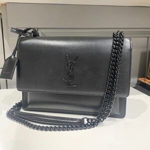 Sunset Medium YSL Crossbody Bag in Smooth Leather 6.3"H x 8.7"W x 3.1"D